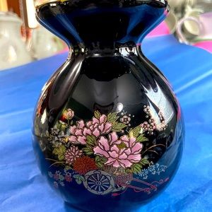 Kutani Black Floral Vase